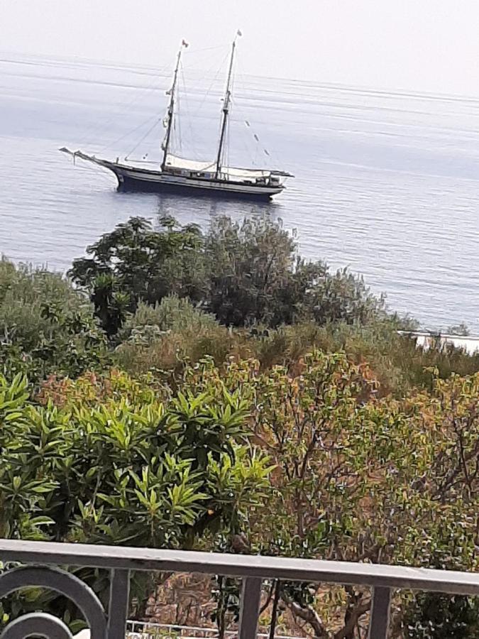 Villa Insolia Santa Marina Salina Kültér fotó