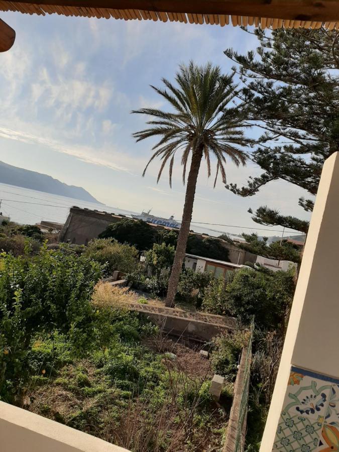 Villa Insolia Santa Marina Salina Kültér fotó
