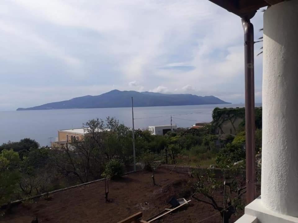 Villa Insolia Santa Marina Salina Szoba fotó